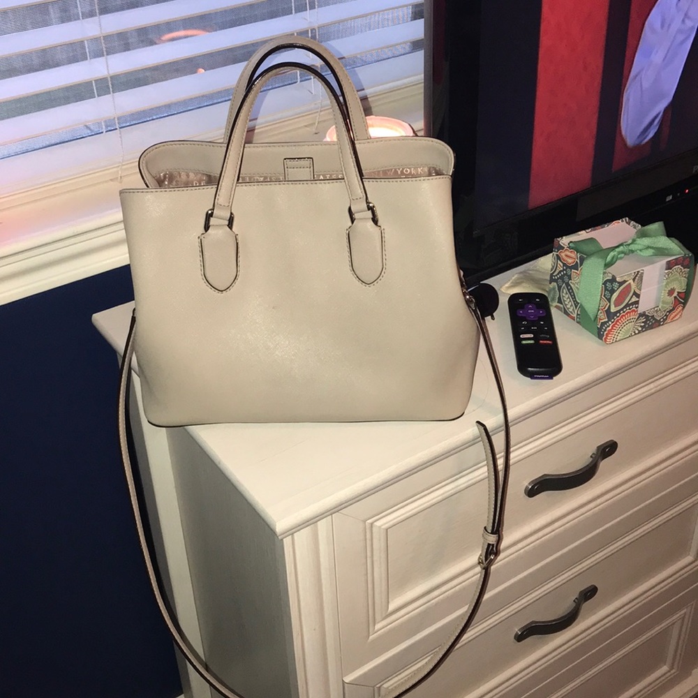 Kate Spade Purse - Picture 5 of 6